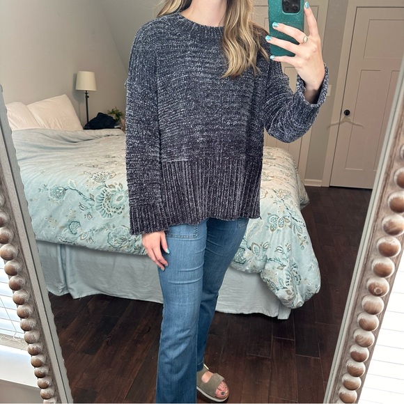 Mystree | velour sweater - Picture 3 of 10